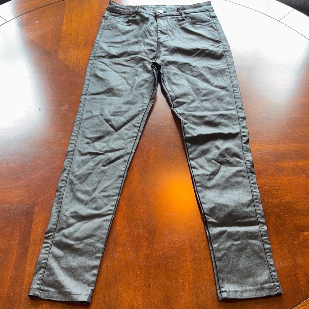 Women’s size m pants
